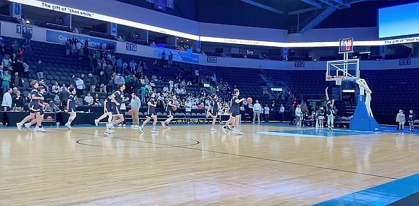 White scores 42 to lead Helias boys past William Chrisman in Class 5 quarterfinals - Vimarsana News