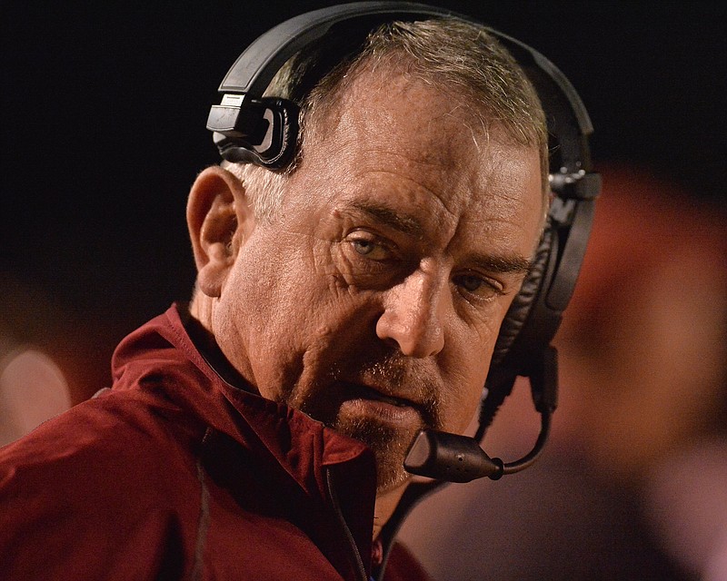 WITH POLL Arkansas High's Barry Norton says he will resign