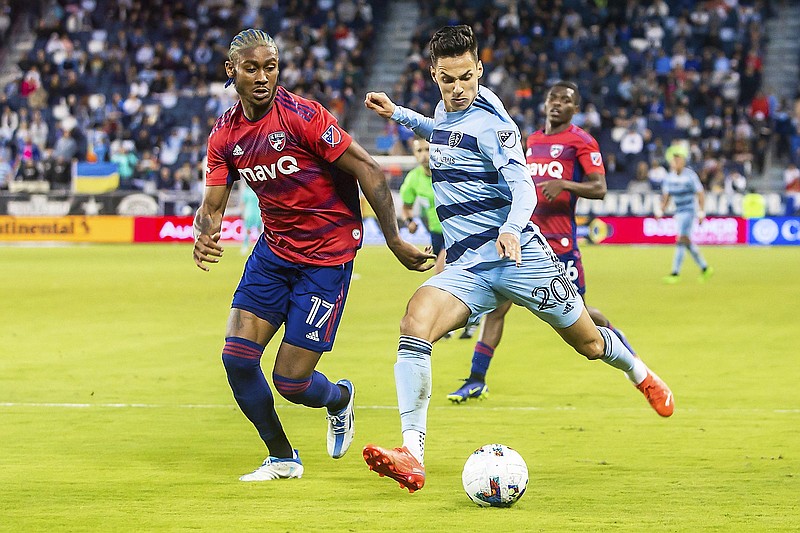 Salloi Goal Helps Sporting Kc Earn Tie At 2 With Dallas 4956