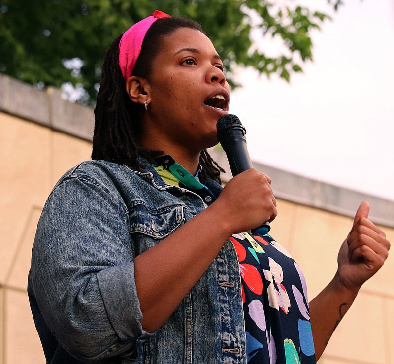 Building Community Bridges executive director Alicia Edwards gives a speech to the crowd. A candlelight vigil for the victims of the Buffalo shooting on May 14 took place Thursday at Missouri state Capitol.