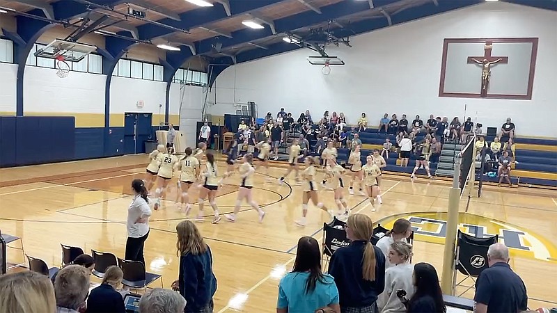 Helias volleyball sweeps Sedalia Smith-Cotton | Jefferson City News Tribune