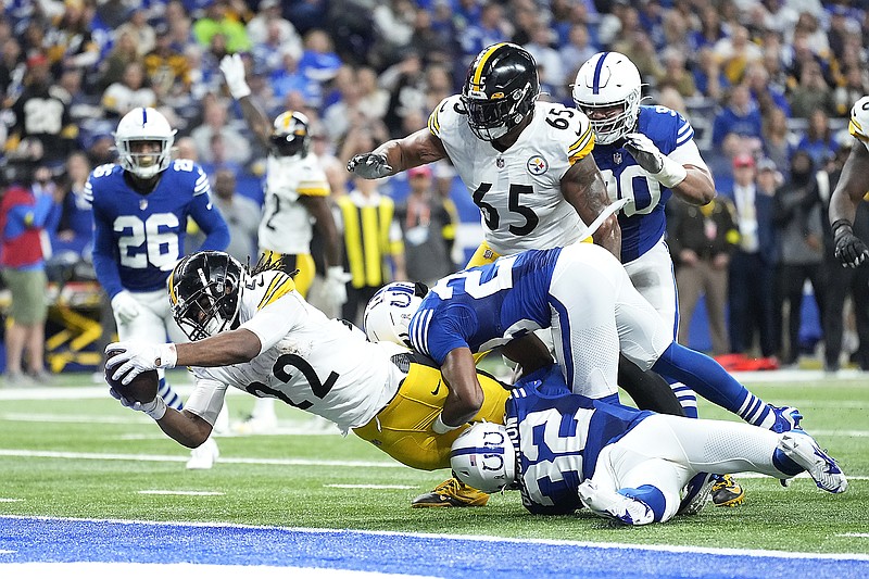 Snell runs for go-ahead TD, Steelers hold off Colts 24-17