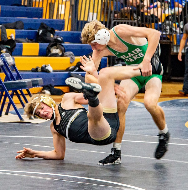 Blair Oaks starts 0-2 in Missouri Duals - Vimarsana News