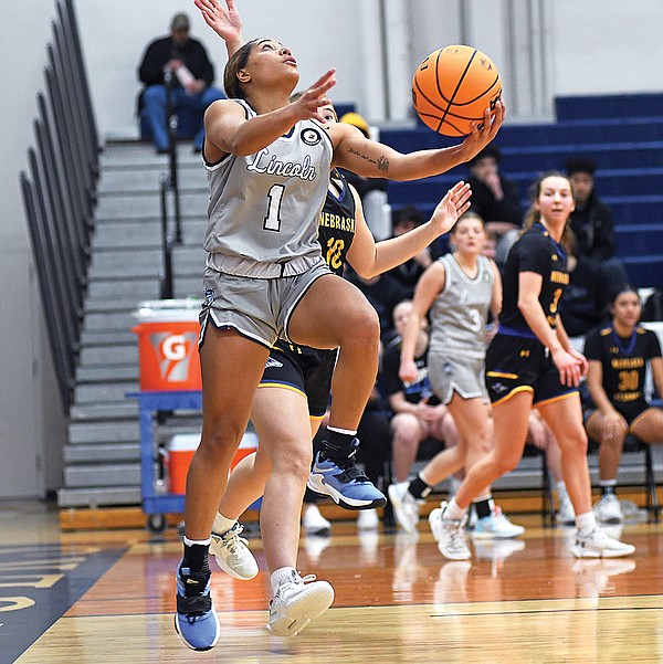 Nebraska-Kearney women rout Lincoln 72-37 - Vimarsana News