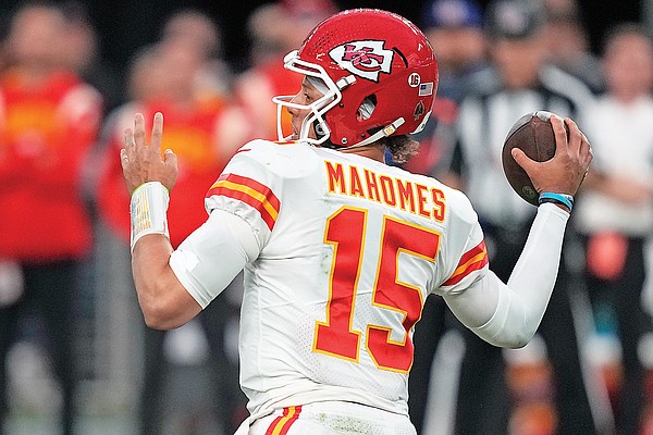 Mahomes, Hurts latest Texas prep QBs on Super Bowl stage - Vimarsana News