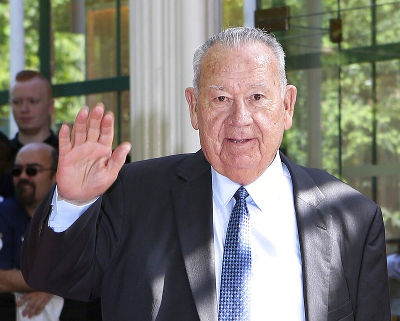 FILE - Former soccer star Just Fontaine waves to photographers as he arrives at the UNFP, Union of French Professional Footballers, ceremony in Paris, Sunday May 17, 2015. French soccer great Just Fontaine, whose 1958 record of 13 goals scored during a World Cup still stands, has died. He was 89. His former club Reims announced Fontaine's death on Wednesday March 1, 2023. (AP Photo/Remy de la Mauviniere, file)