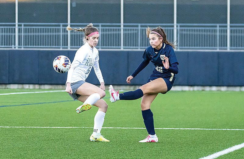 Helias girls soccer shuts out Rolla | Jefferson City News Tribune