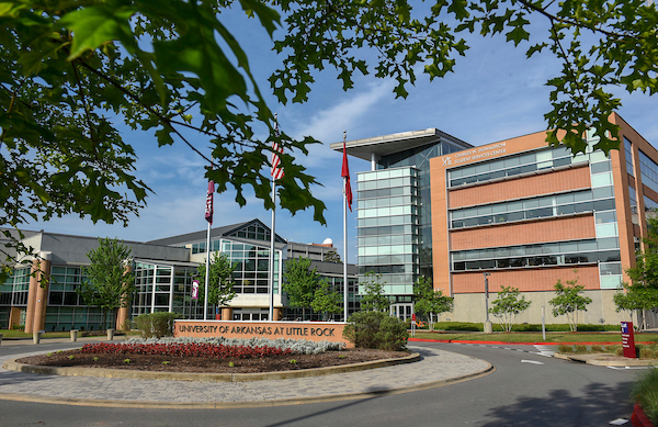 UALR gets $3.5M directorship grant - Vimarsana News