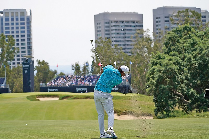 Koepka blocks out chaos as he chases U.S. Open title Jefferson City