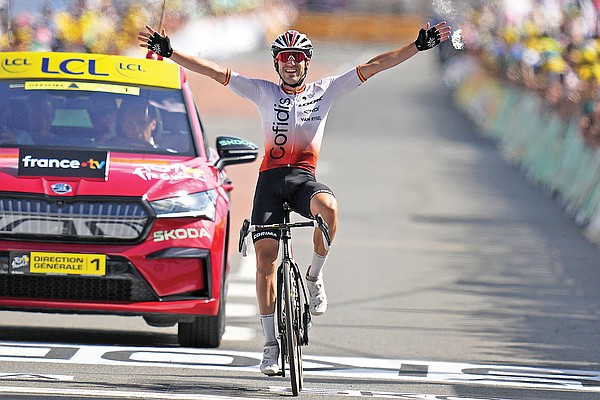 Izagirre solos to victory in lively Tour de France stage - Vimarsana News