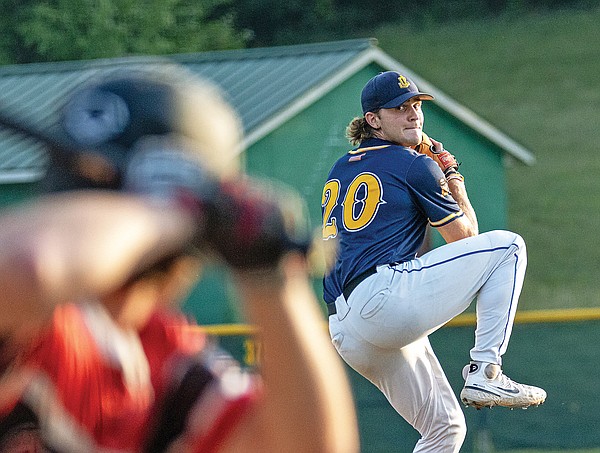 Renegades take aim at MINK League title tonight vs. Mustangs - Vimarsana News