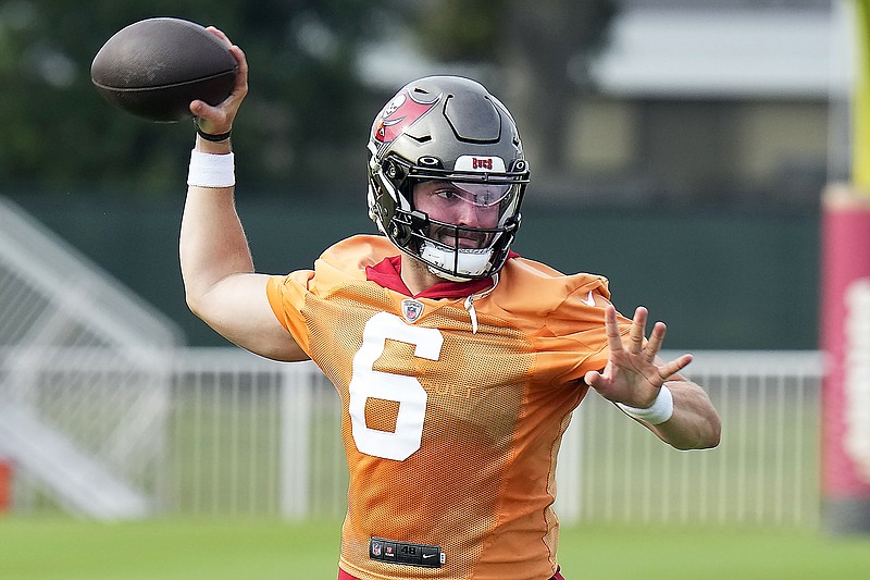 Mayfield Trask competing to become Buccaneers starter Jefferson