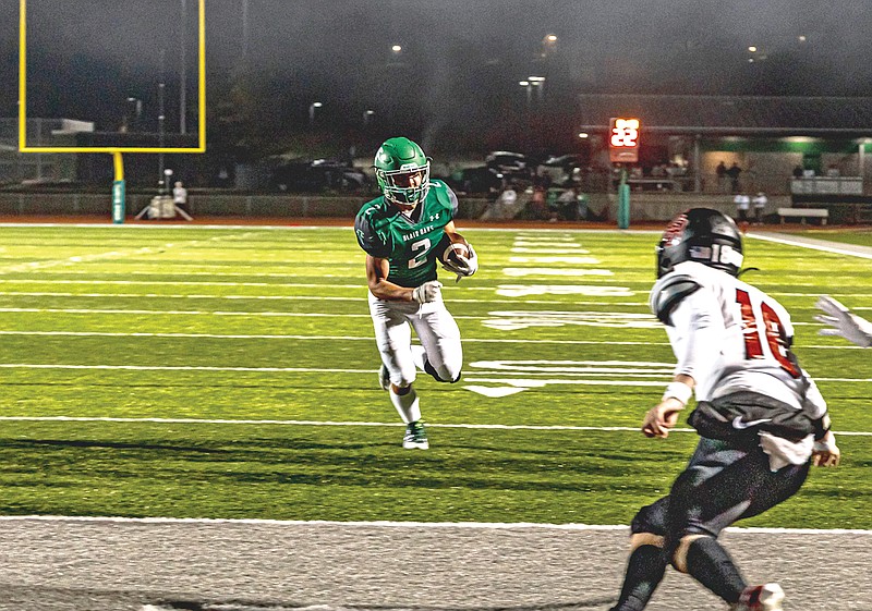 Blair Oaks football runs past Southern Boone to win Tri-County