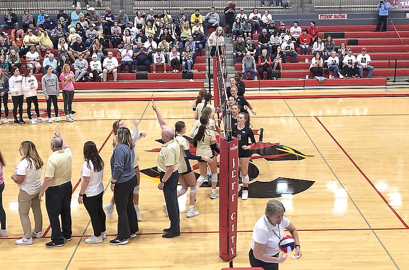 Jefferson City volleyball storms back for fiveset win vs. Helias