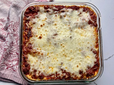 Easy Beef and Three Cheese Lasagna