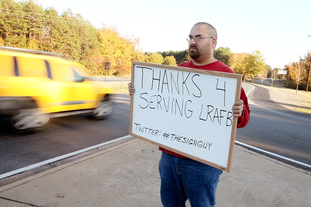 Cabot ‘Sign Guy’ spreads his positive message | The Arkansas Democrat ...