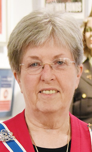 DAR state regent serves society, as well as women veterans