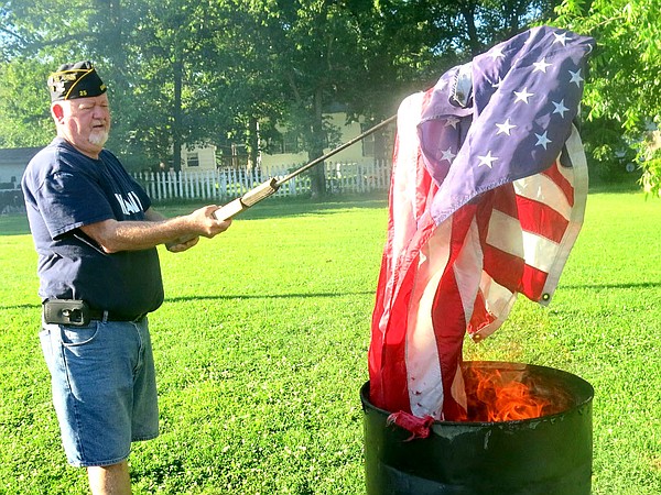 American Legion Post 25 holds annual flag retirement ceremony ...