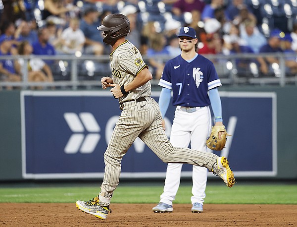 Wil Myers' RBI double, 09/13/2022