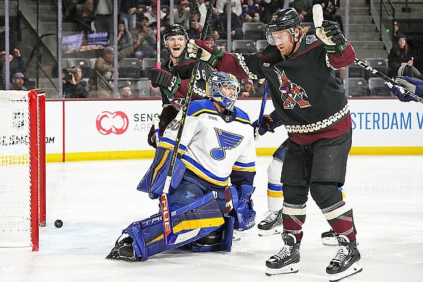 Boyd scores twice in third period, Coyotes beat Blues 6-2 - Vimarsana News