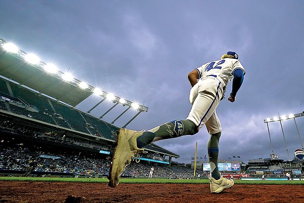 Murphy Albies each have four RBI as Braves beat Royals Murphy Albies each have four RBI as Braves beat Royals
