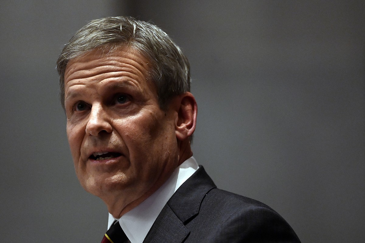 Gov. Lee orders 100 Tennessee National Guard troops to U.S.-Mexico ...
