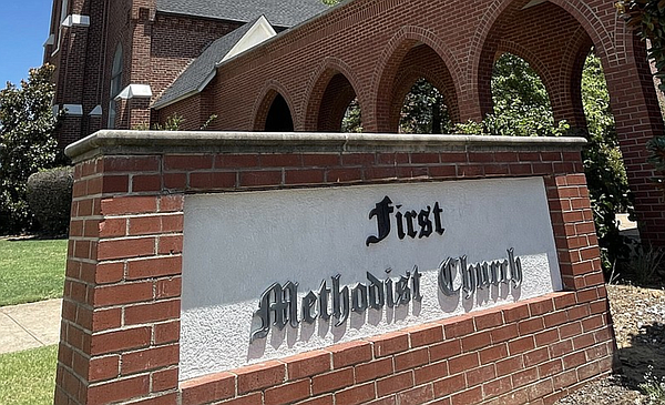 1989 – Easley First United Methodist becomes first covenant church