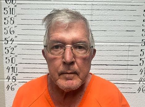 Former mayor of Trenton, Georgia, arrested for alleged child abuse incident - Vimarsana News