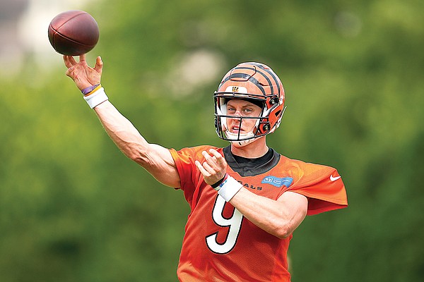 With a deal in the works, Bengals QB Joe Burrow says new contract 'gets  done when it gets done'