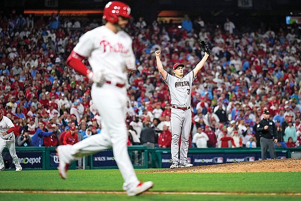 Diamondbacks stun Phillies 42 in Game 7 of NLCS