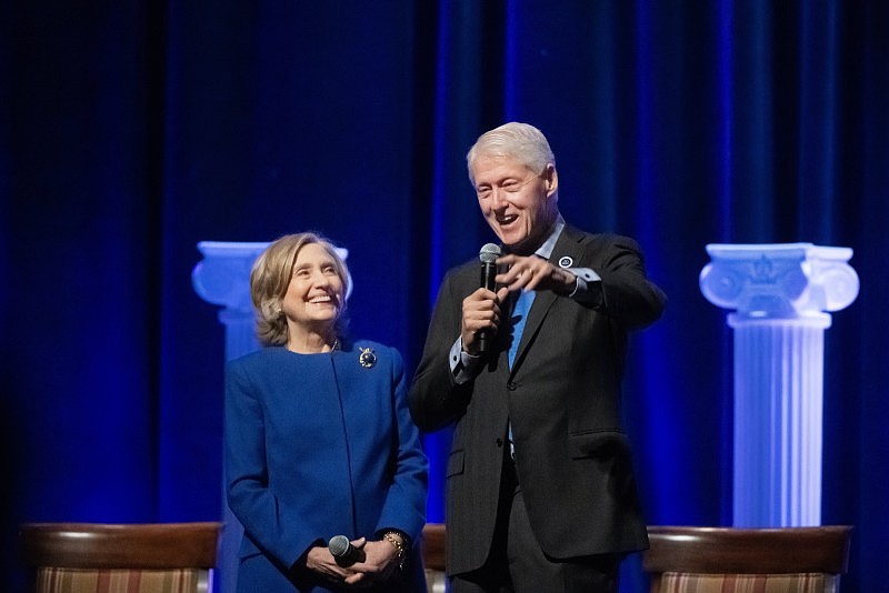 Bill, Hillary Clinton celebrate 20th anniversary of Clinton