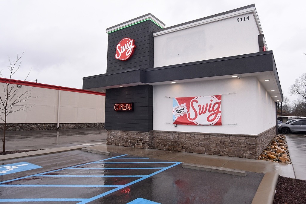 Swig in Hixson opens with free drinks this weekend | Chattanooga Times ...