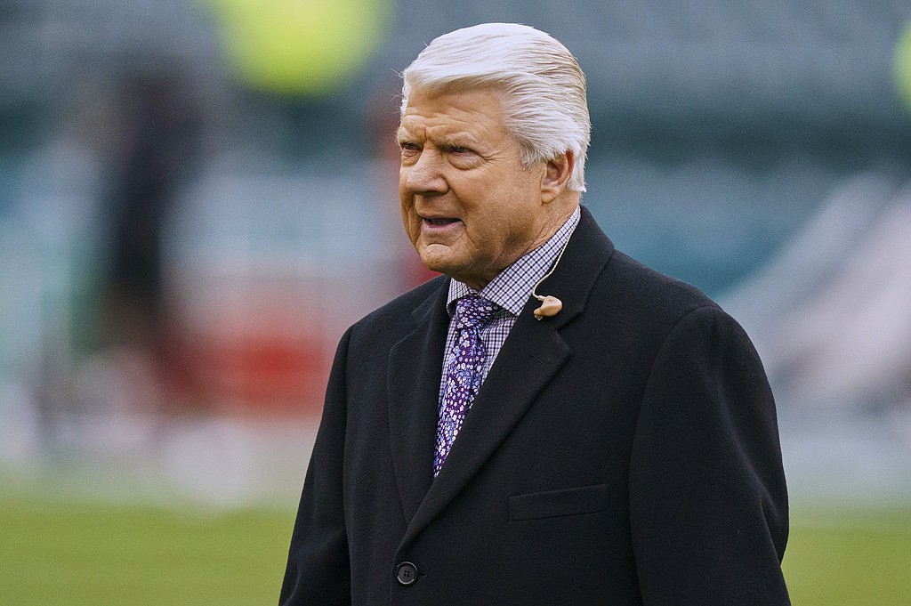WATCH: Jimmy Johnson speaks at Tuesday&#x27;s Little Rock Touchdown Club meeting
