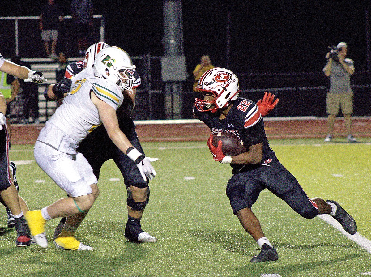 Goal Lines: Jefferson City heading to Sedalia to play Smith-Cotton