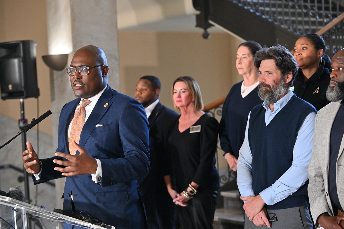 Little Rock to collect donations to purchase grocery store gift cards for individuals facing disruption to SNAP benefits