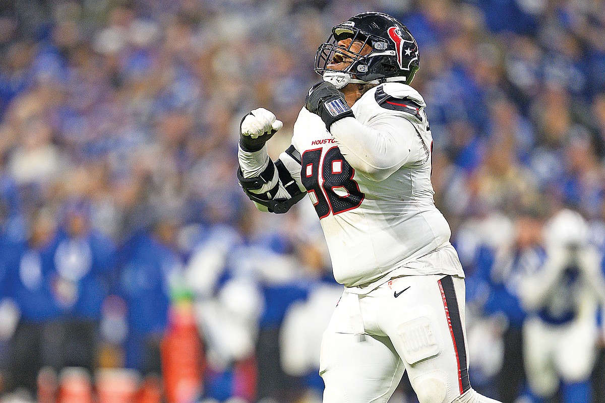 Texans’ defense shines in 20-16 win vs. Colts as Stroud returns