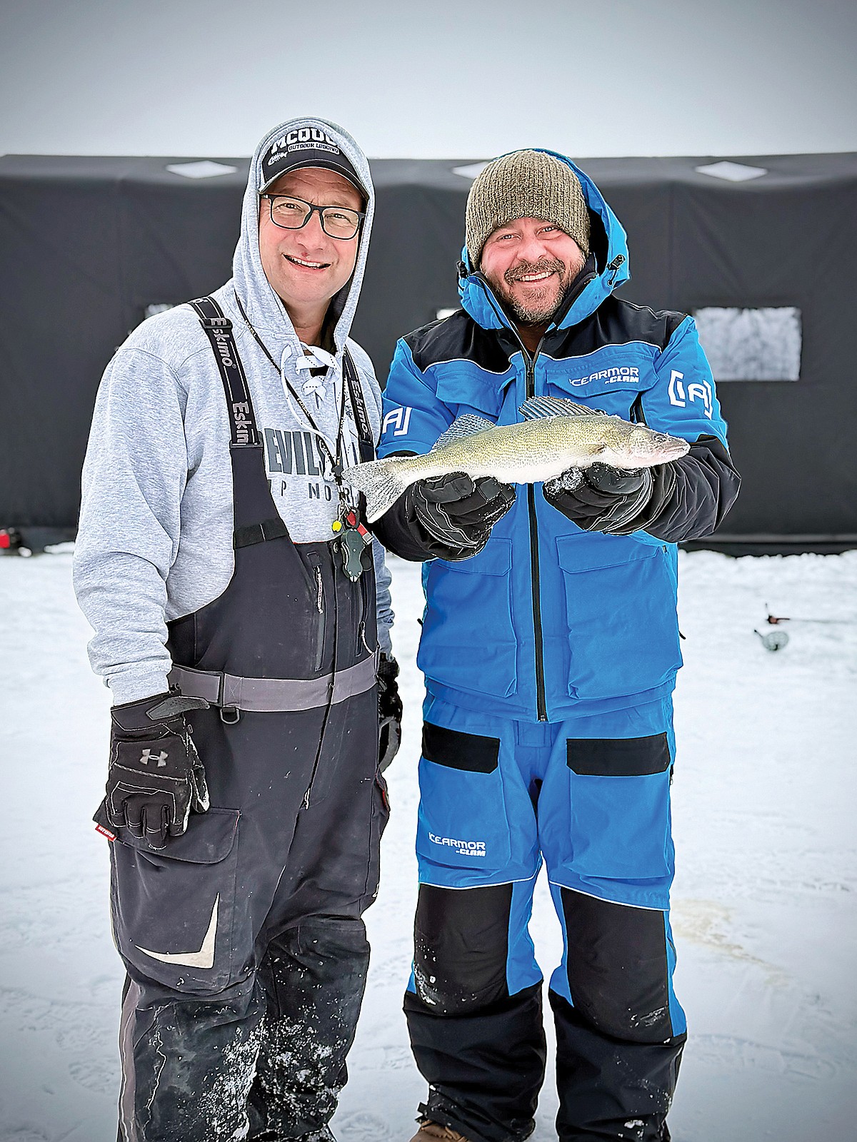Driftwood Outdoors: Ice fishing hot walleye bite at Devils Lake