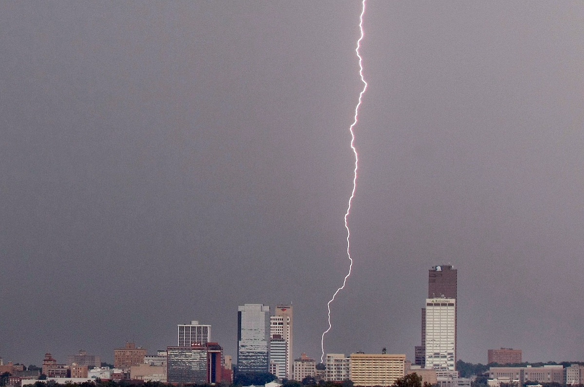 Flash flooding, wind damage possible in Central Arkansas during Monday morning storms