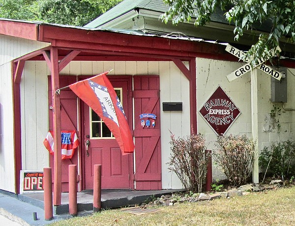 ARKANSAS SIGHTSEEING: Hot Springs' Tiny Town USA is big on whimsy, creativity | Arkansas Democrat Gazette