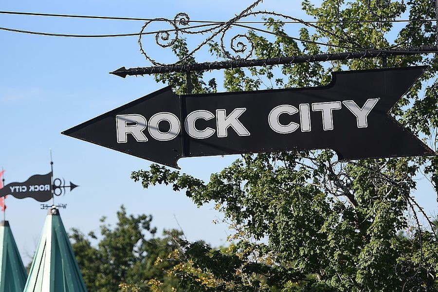 Autocad Rocks Aerial Lookout Mountain sets date for pivotal Rock City gondola vote ...