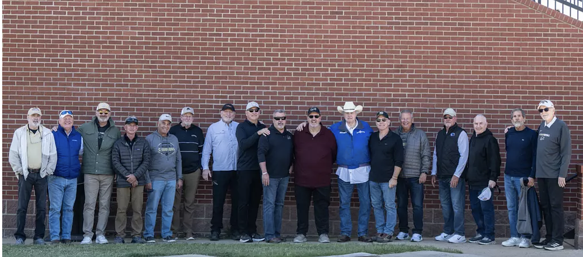 1976 Harding championship squad share brotherhood, stories at 50-year reunion