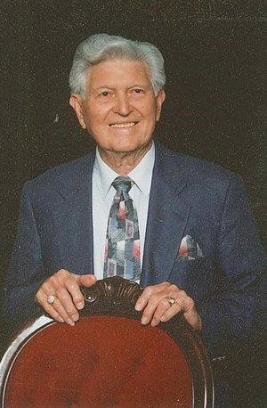 Photo of Lee C. Wallis