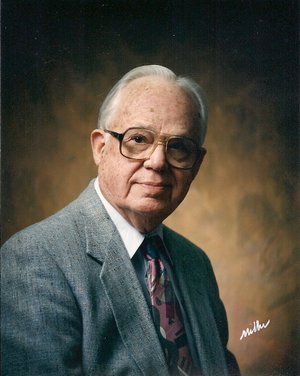 Photo of Lowell V. Ozment, M. D.