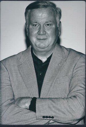 Photo of Larry Lazenby