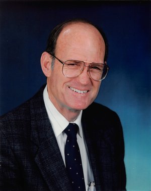 Photo of Robert L. Duhon
