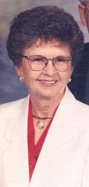 Photo of Maxine Wyatt