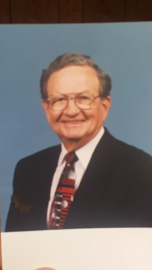 Photo of Dr. Darrell Broadway