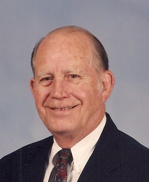 Photo of Lloyd E. Lindsey