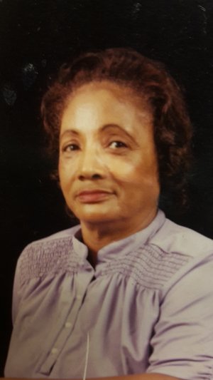 Photo of Essie Mae Sanders-Geans