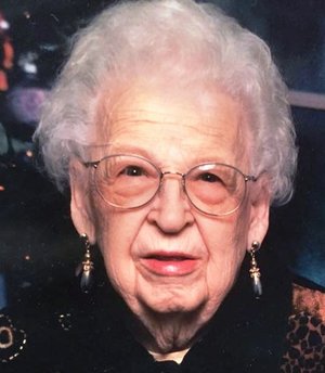 Photo of Edythe Garnetta Chambers